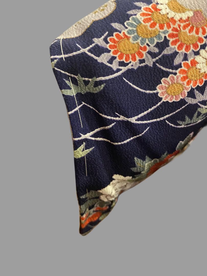 未使用小紋 御所車風景花紋 金彩入り 身丈裄長 正絹 おしゃれ着に