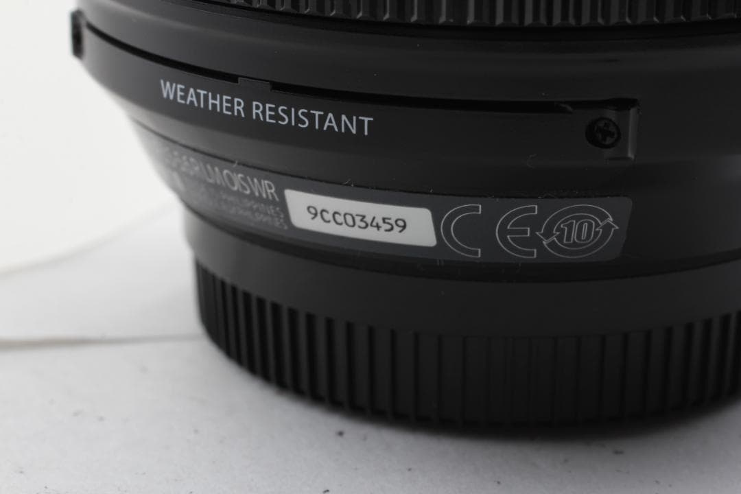 FUJIFILM 18-135mm F3.5-5.6 R LM OIS レンズ