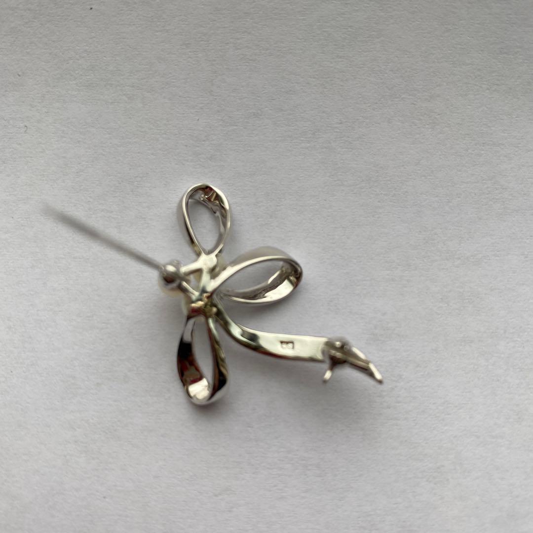 未使用品 MIKIMOTO ミキモト リボンパールブローチ - メルカリ