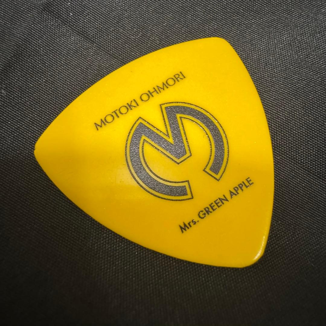 ミセスグリーンアップル 大森元貴 本人使用 ギターピック - メルカリ