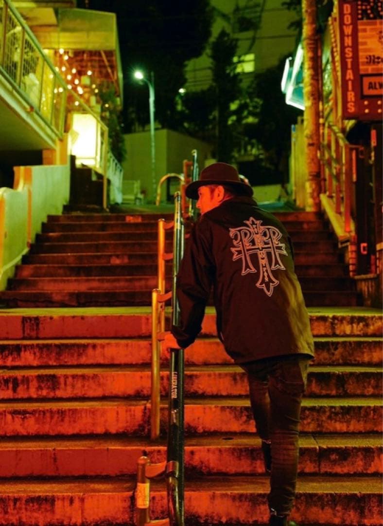 pay money to my pain coach jacket XXL - メルカリ