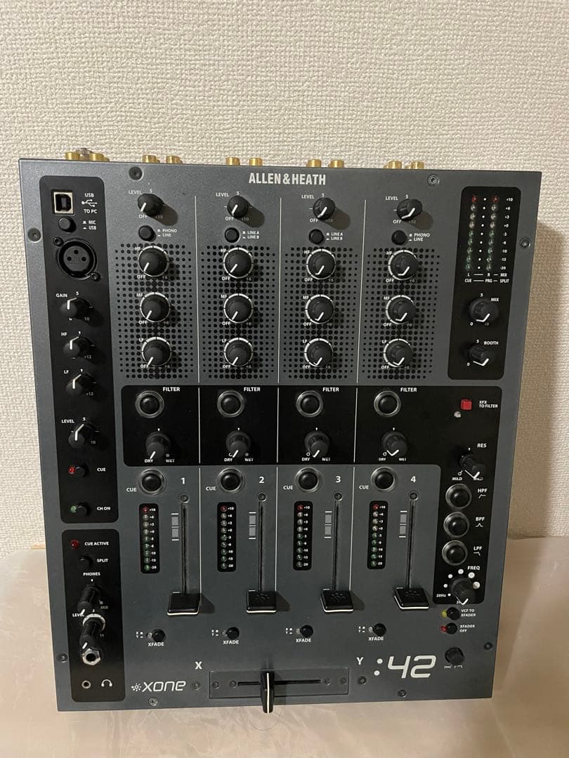 超希少！ ALLEN&HEATH Xone:42 4ch DJミキサー Allen & Heath Xone:42