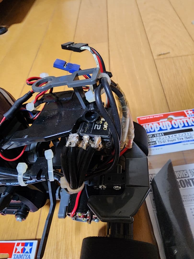 タミヤデュアルライダー サーボアンプ レアな黒いスポチュン付