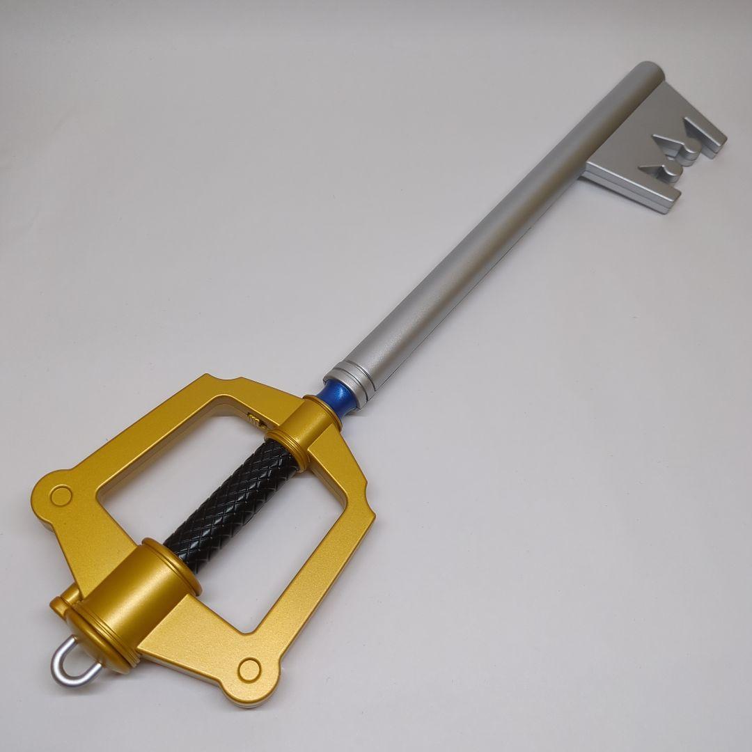 キングダムハーツ ライトアップキーブレード キングダムチェーン