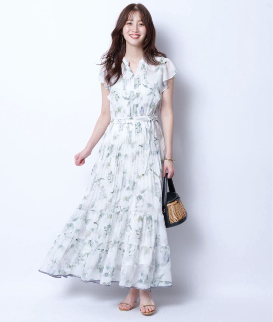 新品未使用 JUSGLITTY アイビープリントワンピース グリーンMサイズ