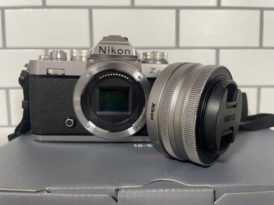 nikon zfcレンズキット付き(NIKKOR DX 16-50mm) Z fc 16-50 VR レンズキット ミラーレス一眼カメラ ブラック [ズーム