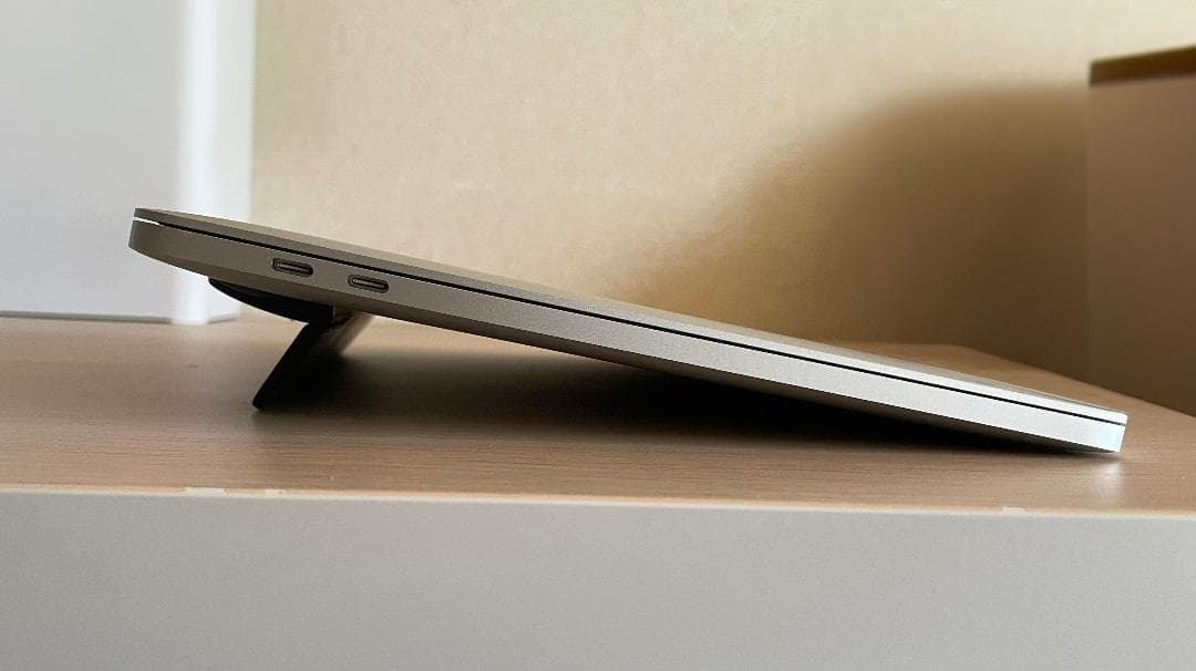 【新品同様】Apple MacBook Pro 13インチ【2019年モデル】 Amazon | 【整備済み品】 Apple MacBook Pro 2019, Thunderbolt(USB-C