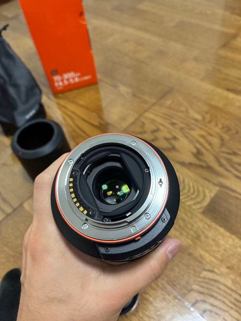 しろくろSONY 70-300mm F4.5-5.6 G SSM Ⅱ