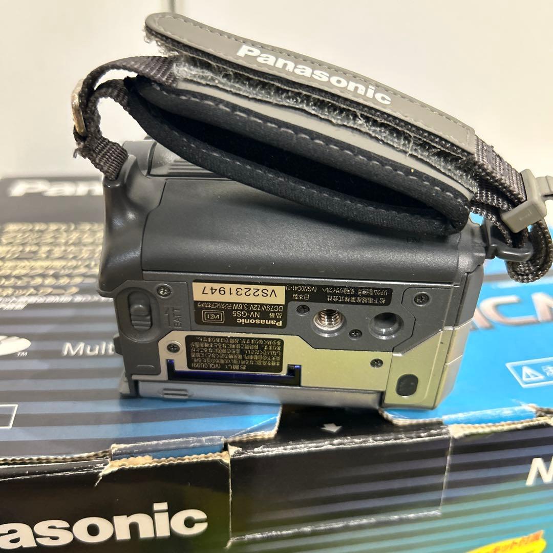 《再生・録画可動品・付属品多数》パナソニックビデオカメラ　NV-GS5K