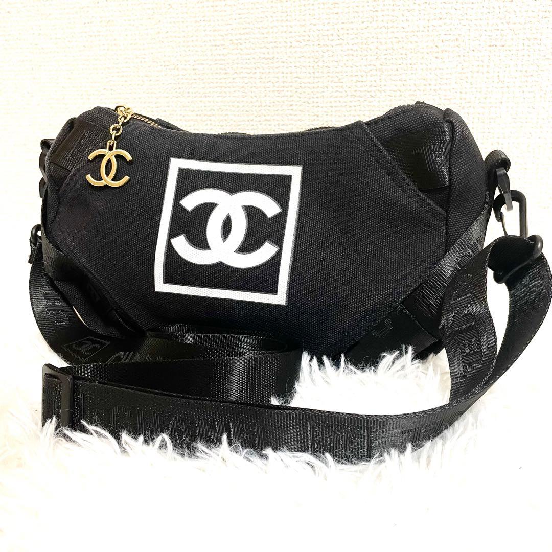 CHANEL シャネル ノベルティ ショルダーバッグ バック チャーム ロゴ