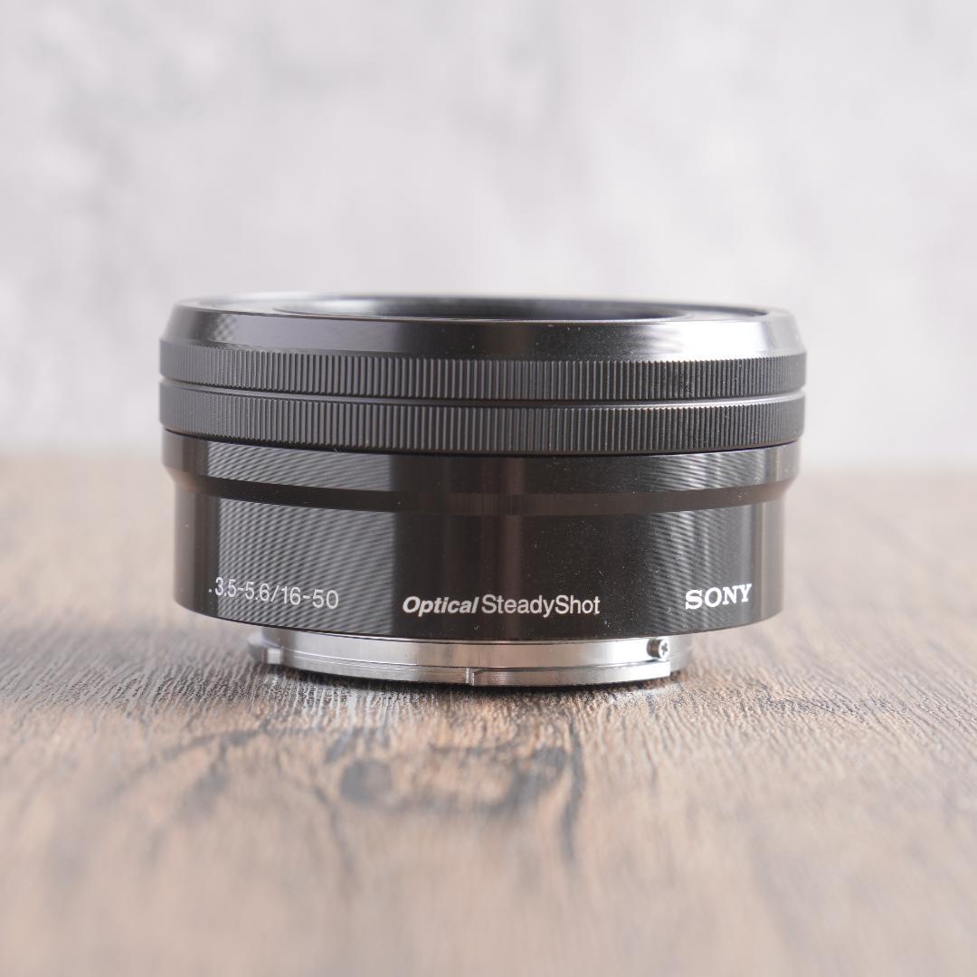 ✨ショット数1118回で超美品✨自撮りも楽々✨Sony ZV-E10 400 - メルカリ