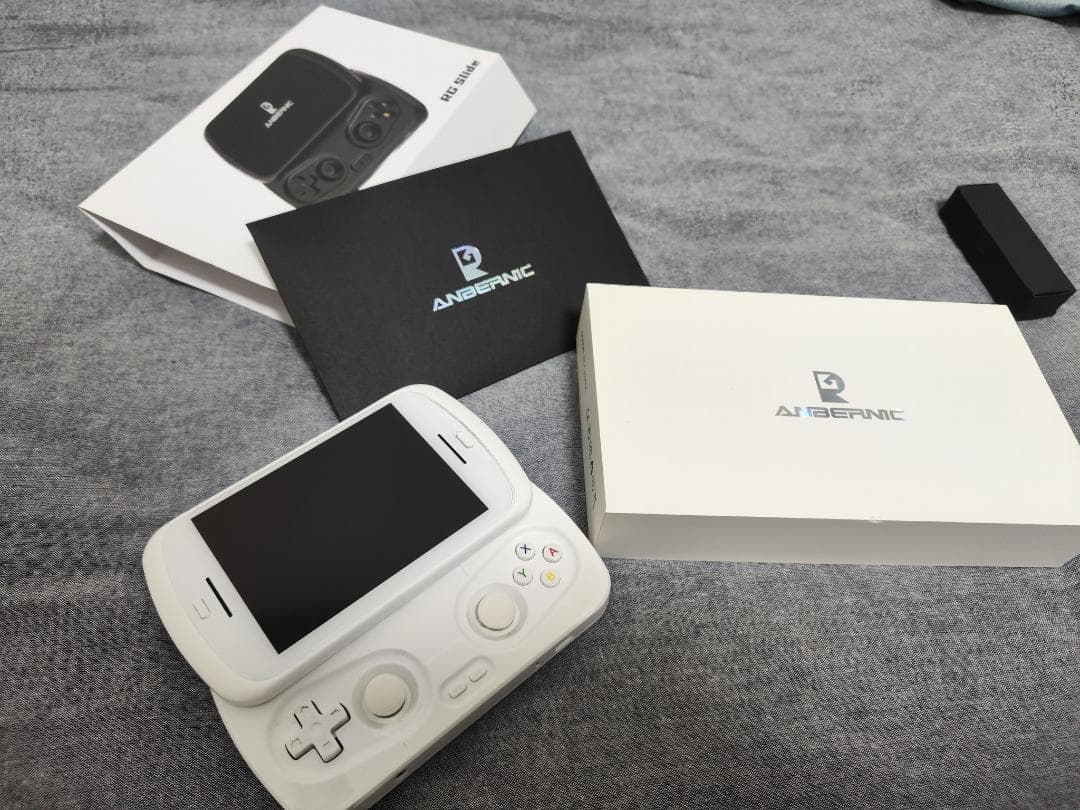 Anbernic RG Slide 動作確認済み 中華ゲーム機「ANBERNIC RG Slide」レビュー｜PSP go風デザインの横型