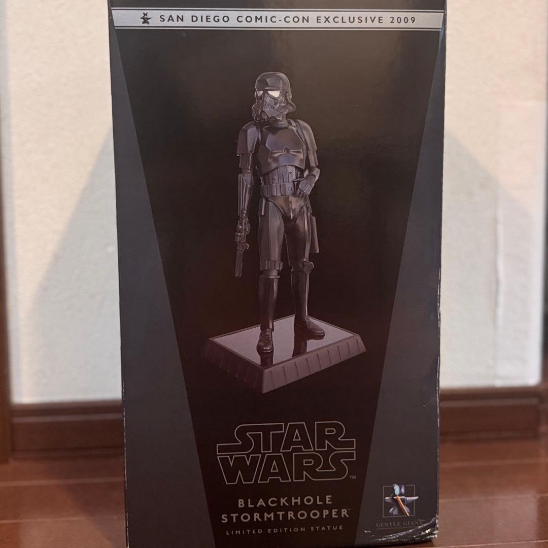 スターウォーズ　コミコン　ブラックホール ストームトルーパー 限定 ジェントルす Amazon.co.jp: スターウォーズ/ブラックホール・ストームトルーパー