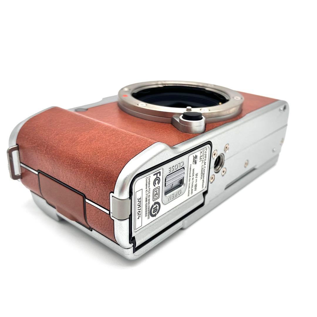 美品 Fujifilm X-M1 16-50mm F3.5-5.6 OIS