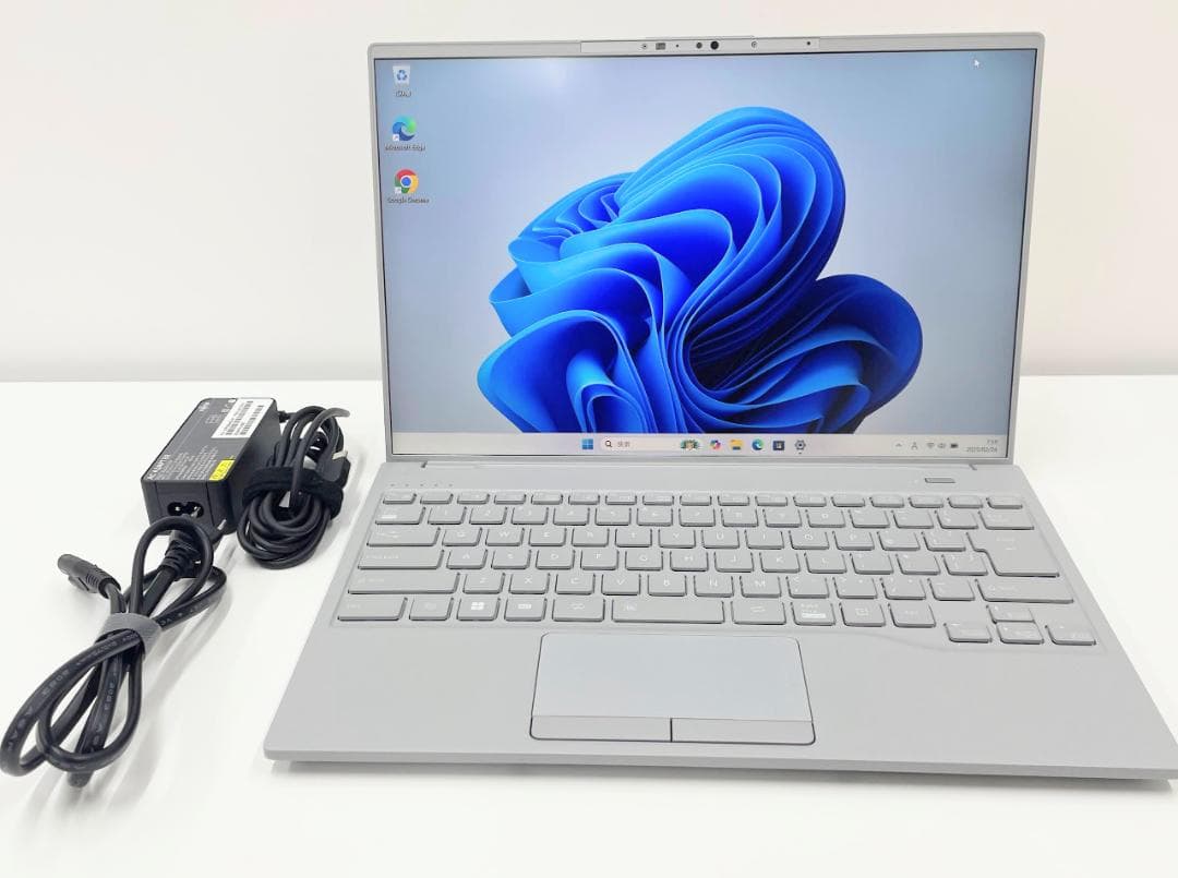 富士通LIFEBOOK WU2/H1 FMVUH01001 2023年14インチ 富士通 LIFEBOOK WU-X/H1 レビュー：超軽量で使いやすさ抜群の14型