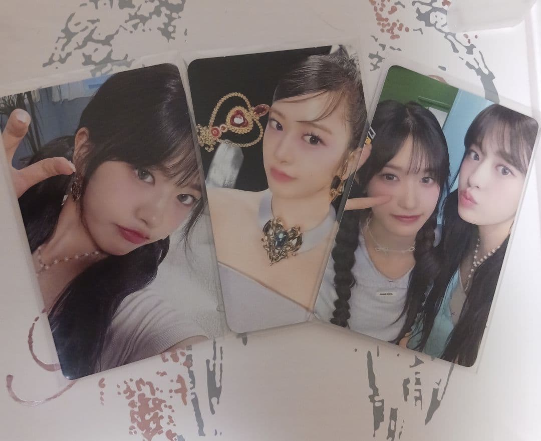 ive ユジン 公式トレカ 三枚セット - メルカリ