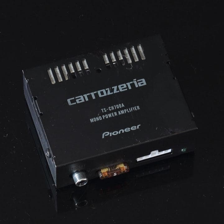 美品カロッツェリアTS-CH700A 薄型2ウェイパワードAVセンター