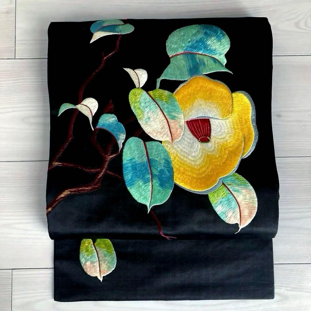 ニコニコ^ ^様専用 アンティーク名古屋帯 椿の刺繍 上質 大正ロNo.7-28