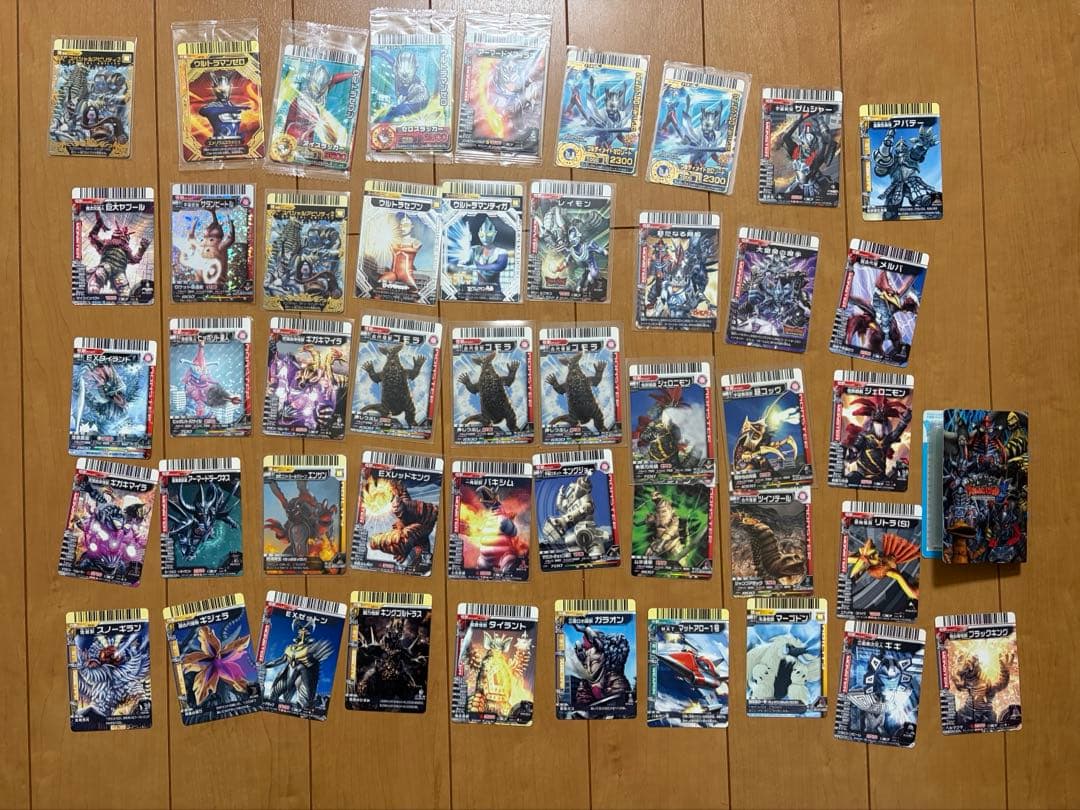 大怪獣バトル112枚まとめ売り＋ミニカードファイル 大怪獣バトルファイル | HLJ.co.jp
