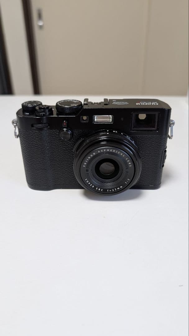 【要修理だけどおまけ多数！】FUJIFILM　X100F 要修理だけどおまけ多数！】FUJIFILM X100F 要修理だけどおまけ多数
