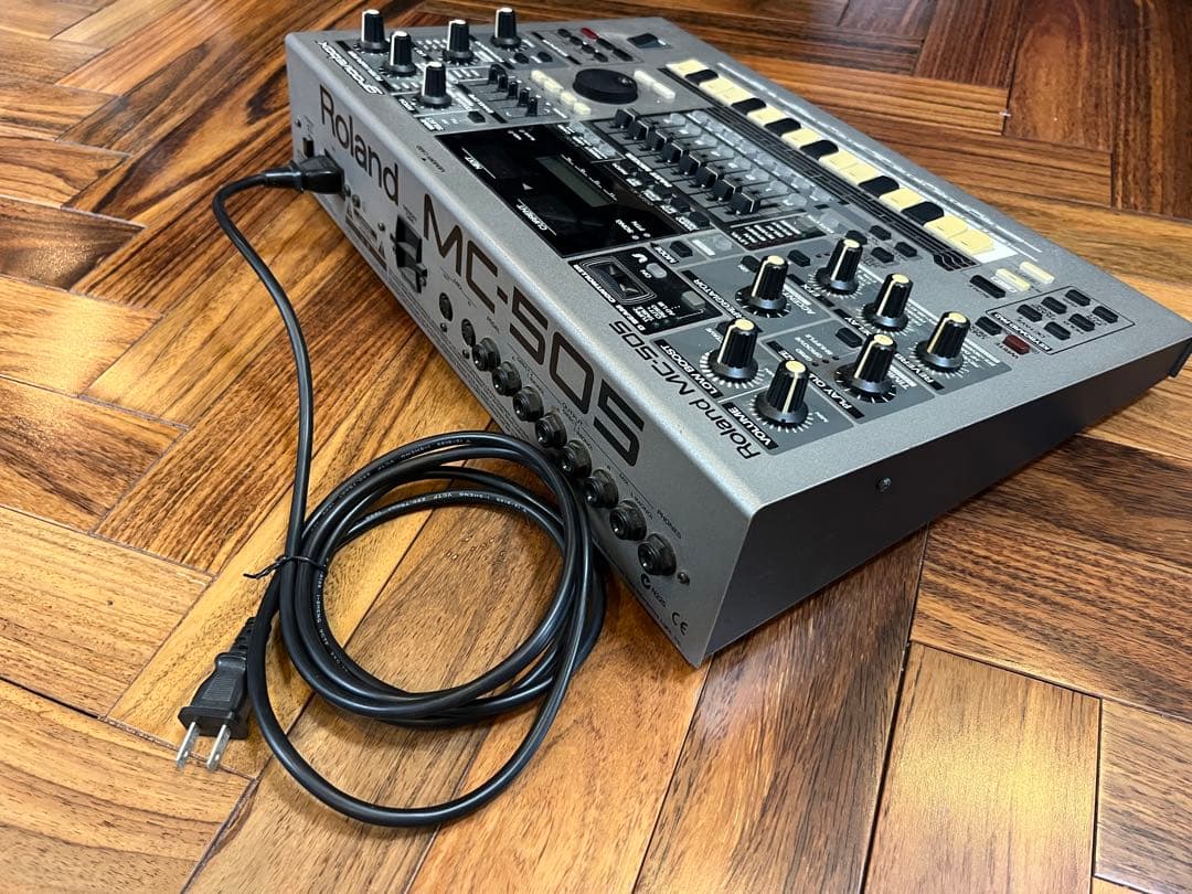 ローランドgroovebox MC-505 - メルカリ