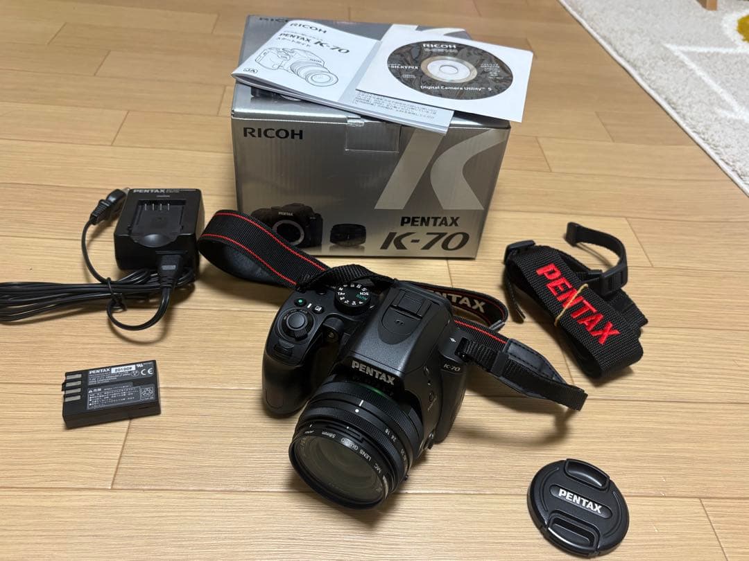PENTAX K-70+18-50mmレンズ Pentax K-70 DSLR Camera with 18-55mm Lens (Black) 16269 B&H