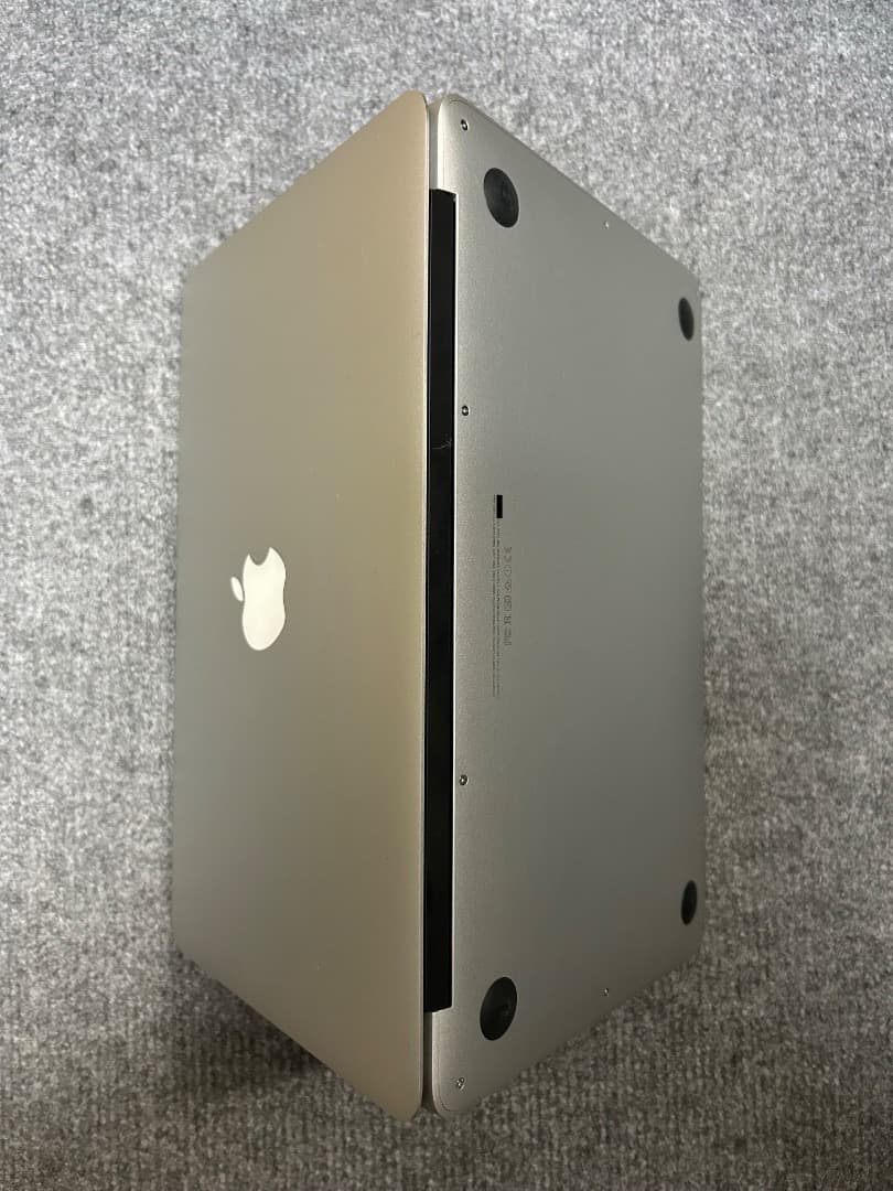 Macbook Air Corei5 1.6Ghz 11インチ 最終2016年製