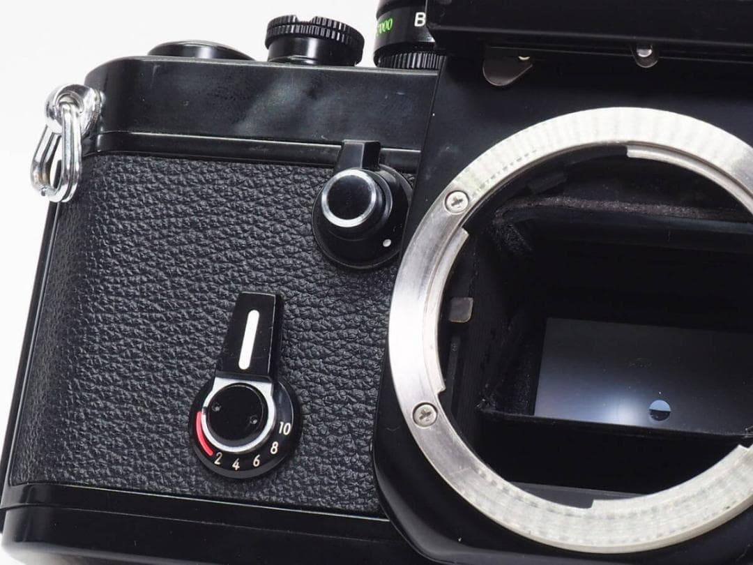 ニコン Nikon F2 フォトミック BK《 露出計稼働 742万番台 》