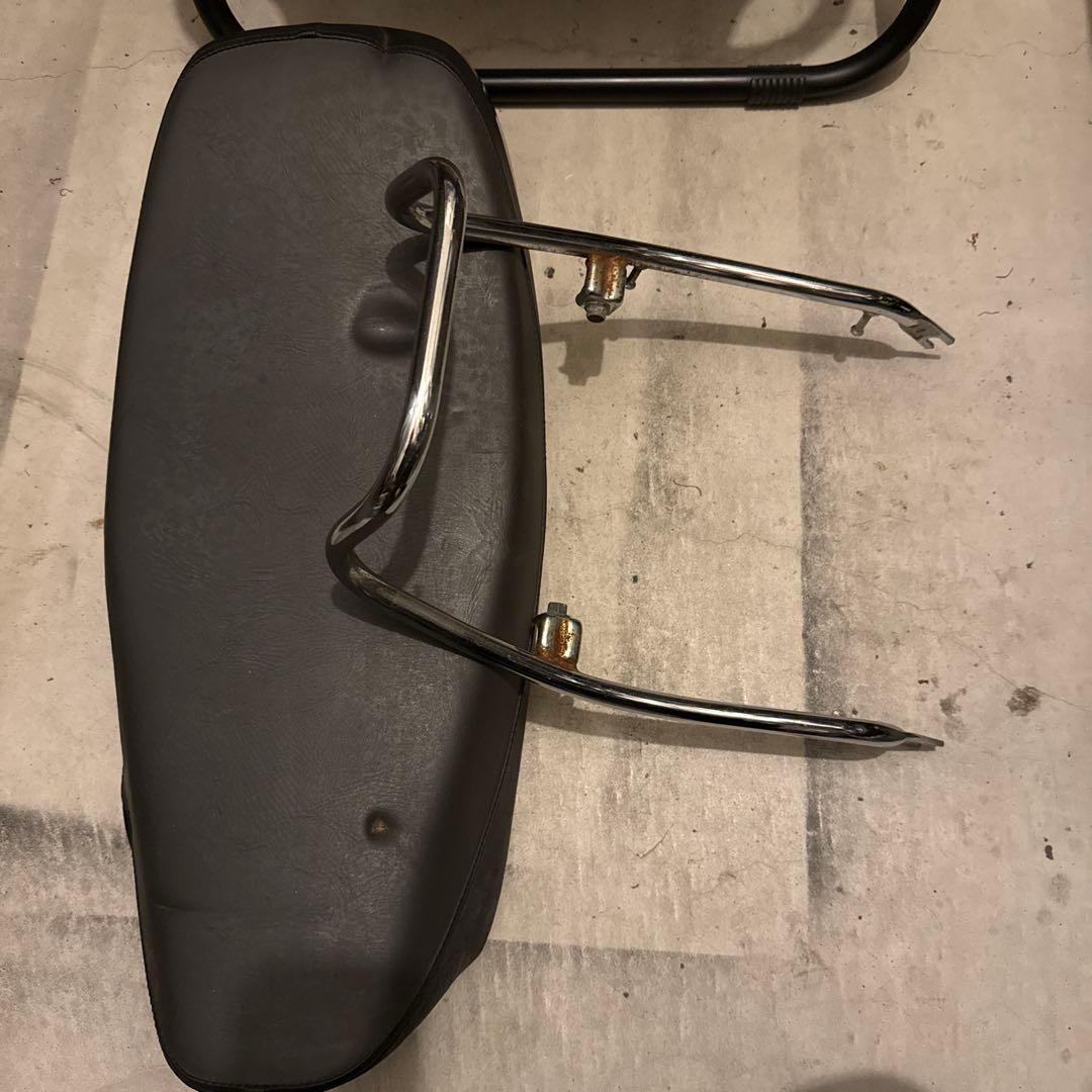 ヨハン　SR400 バイクシート 純正　タンデムバーセット ヤマハ SR400が入荷しました。 | バイクパーツのジャンクボックス