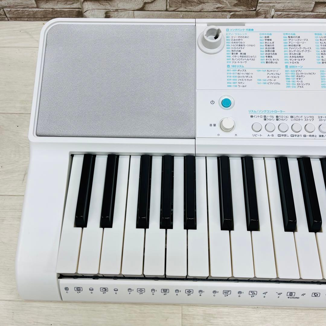 新品同様 CASIO 光ナビゲーションキーボード LK-516 61鍵盤 - メルカリ