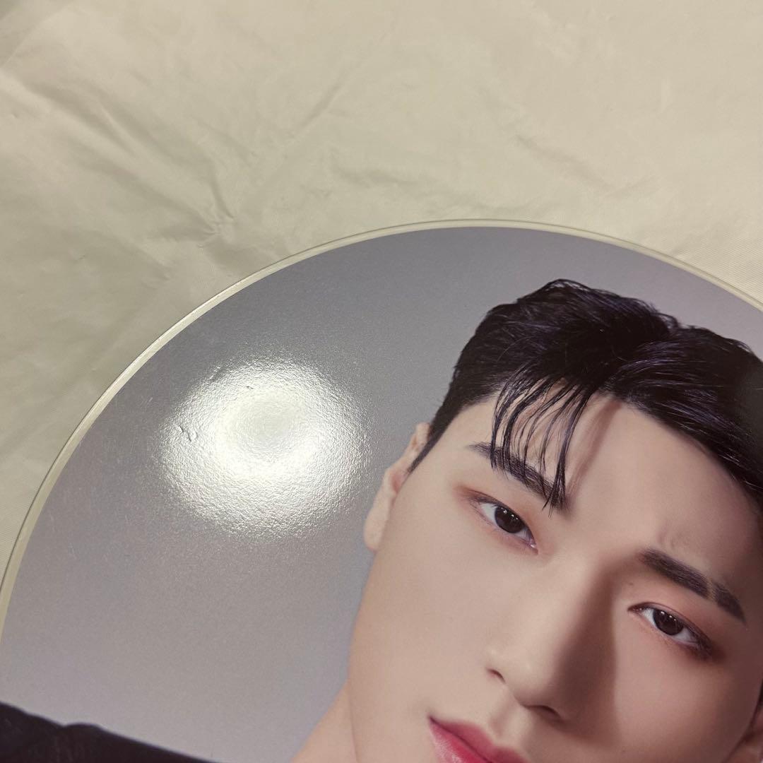 ateez アチズ サン うちわ - メルカリ