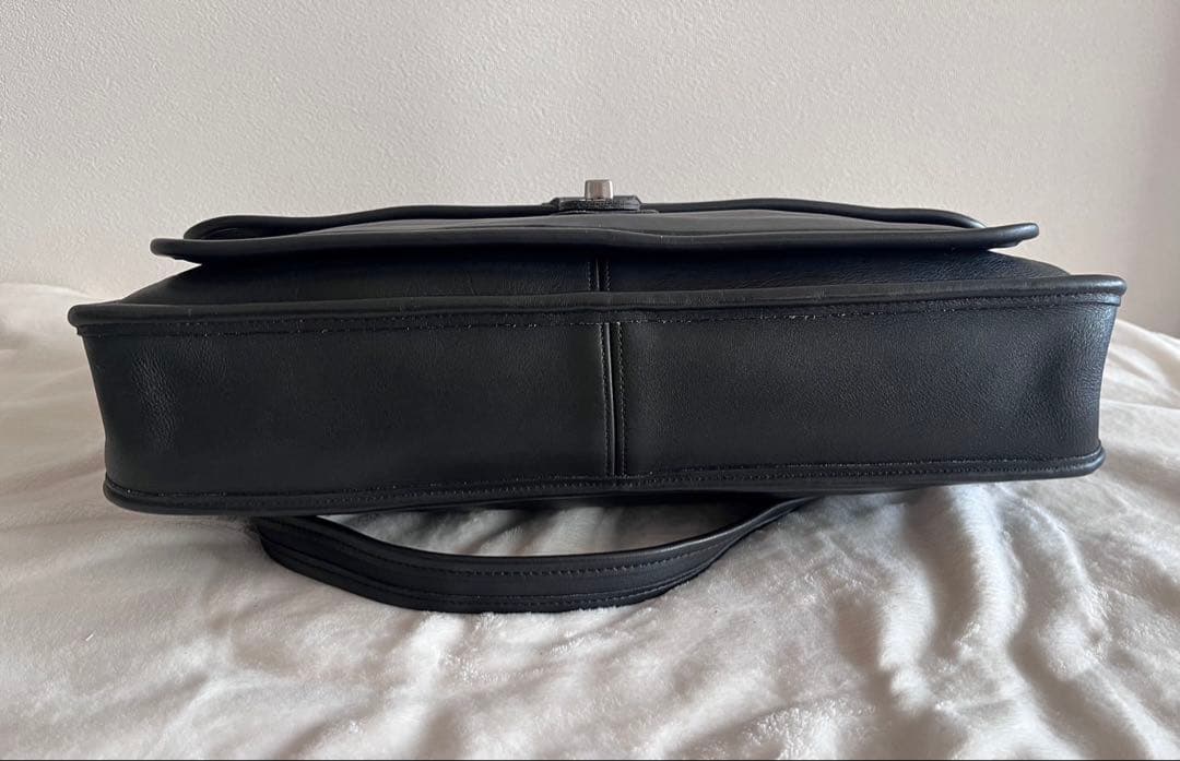 美品Coach5180 Metropolitan Messenger Bag - メルカリ