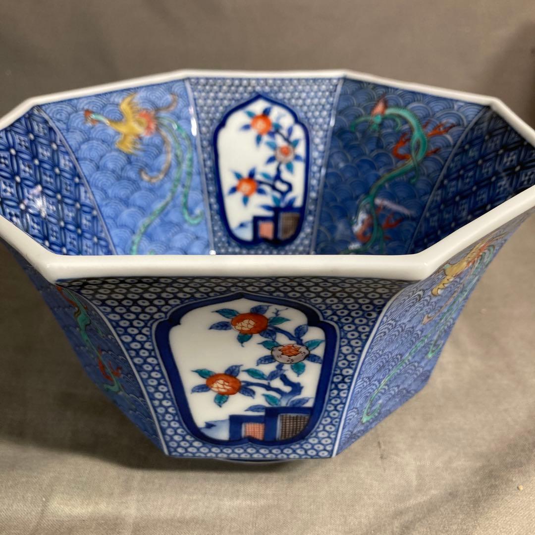 柿右衛門】人間国宝 名窯 十三代酒井田柿右衛門作 染錦地紋割龍鳳凰文