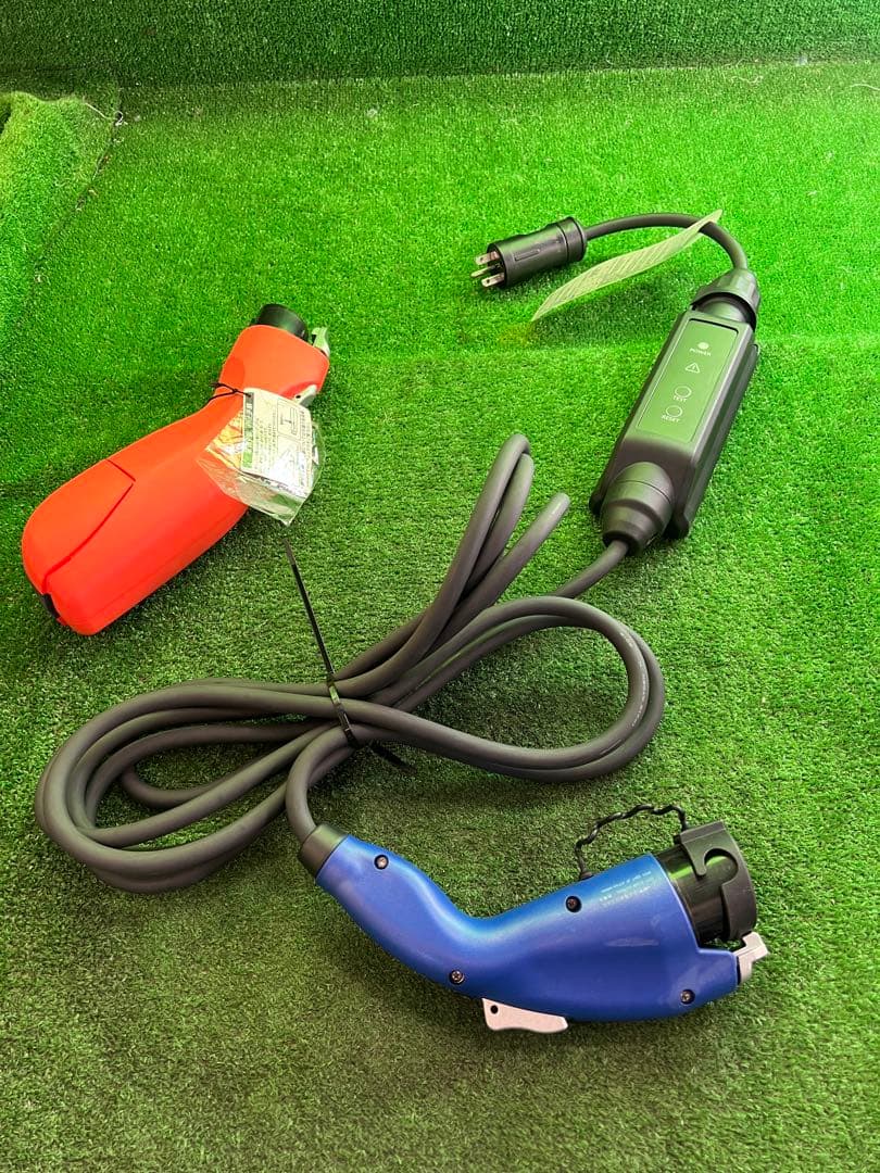 トヨタ 純正 プリウスPHV 200V充電ケーブルコード G9060-47180 - メルカリ