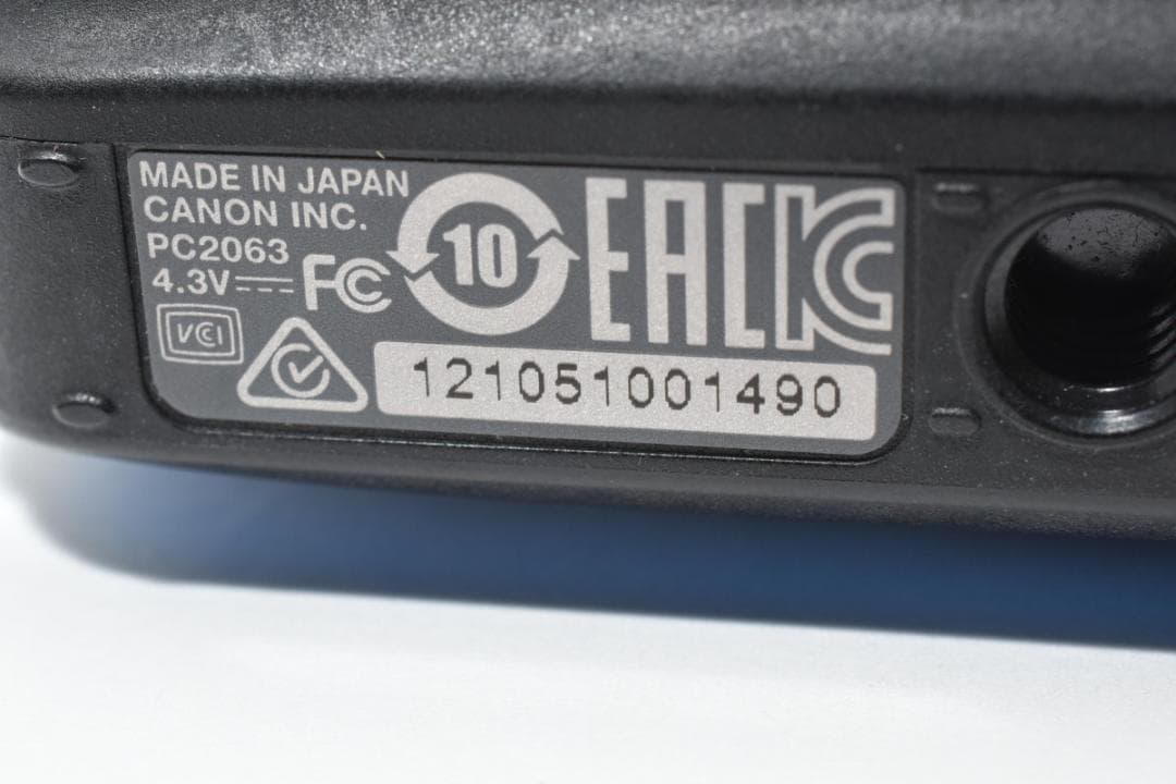 《 美品 》　キヤノン　Canon PowerShot D30 防水カメラ