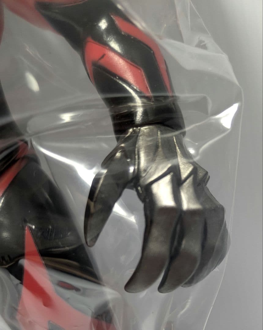 未開封タグ付】ブルマァク ウルトラマンベリアル（新造型）赤塗装・顔