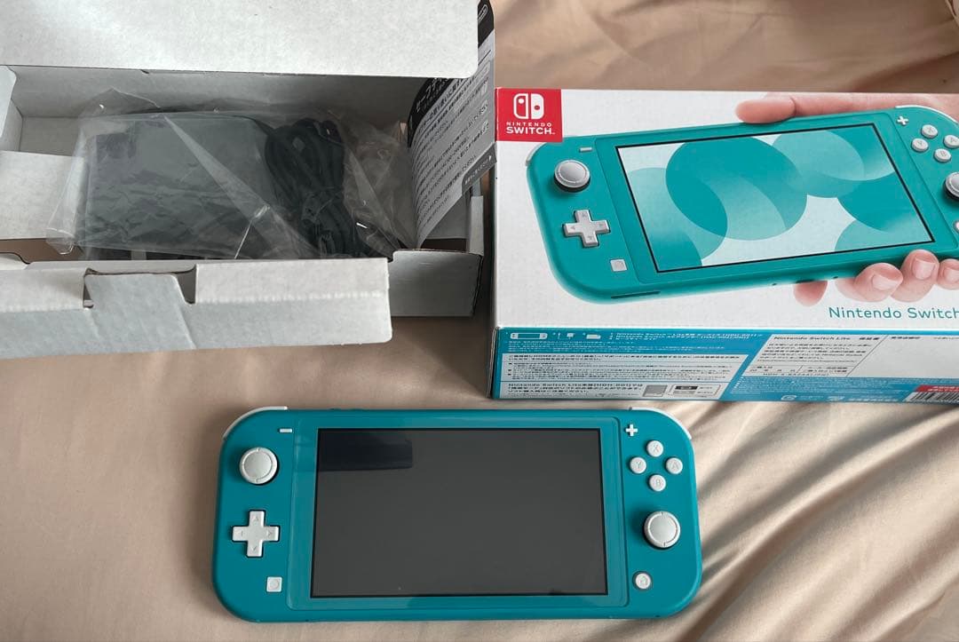Nintendo Switch Lite ターコイズ本体 充電器付き