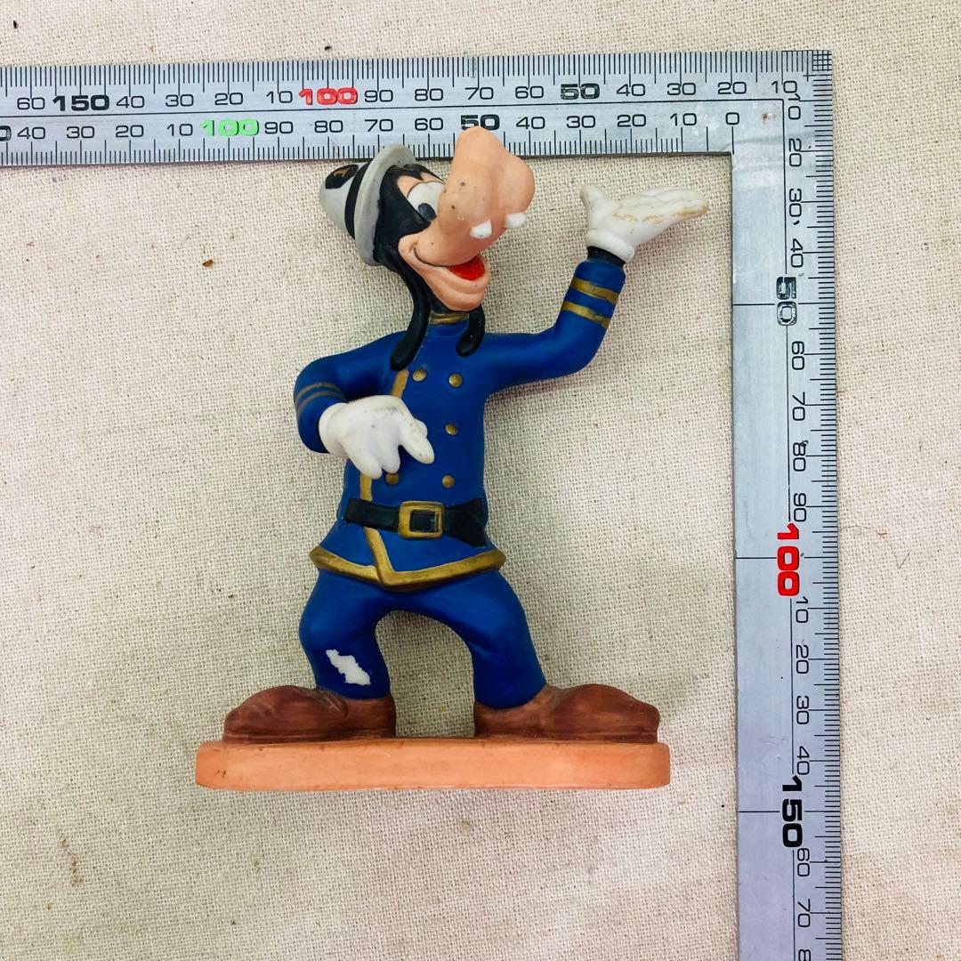 Disney 東京ディズニーランド グーフィーフィギュア 陶器 置物 - メルカリ