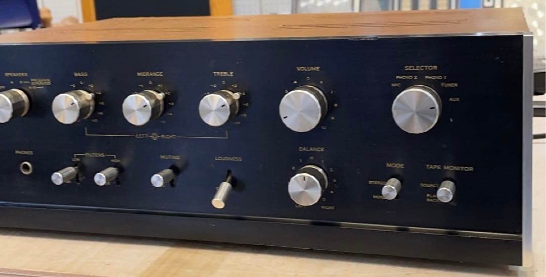 サンスイ AU-666 プリメイン アンプ シルバー 動作品 AU-666 動作品