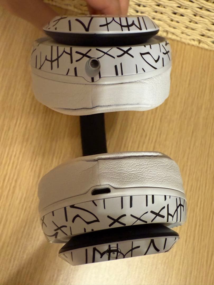 Beats Studio3 Wireless Neymar Jr. - メルカリ