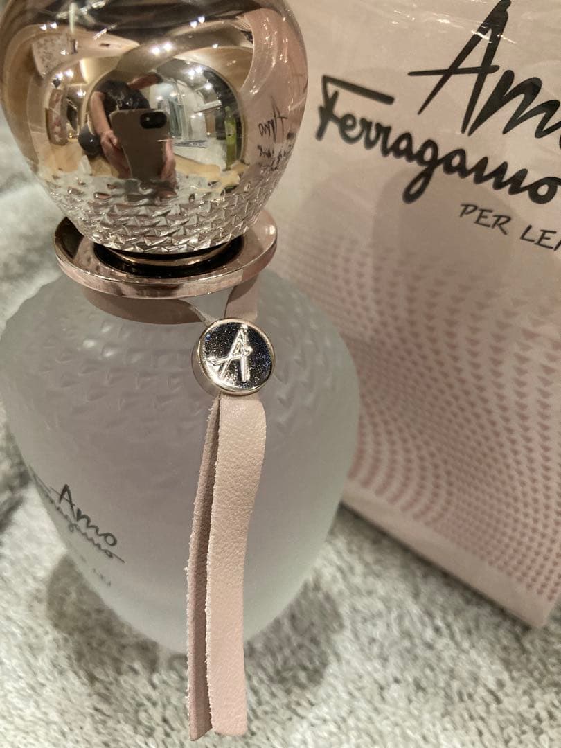 フェラガモアモフェラガモパーレイ香水オーデパルファム新品未使用