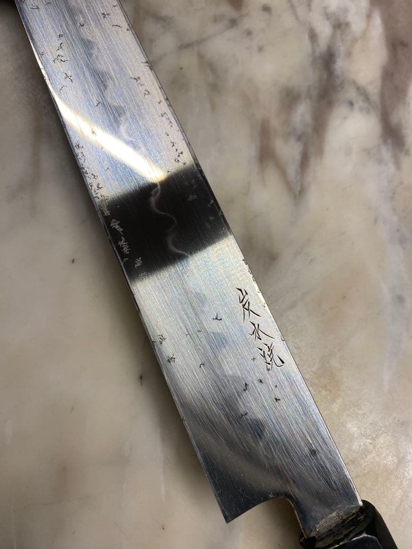 柳刃包丁 30cm 波紋模様 木製ハンドル 本焼き 純銀黒檀柄 - メルカリ