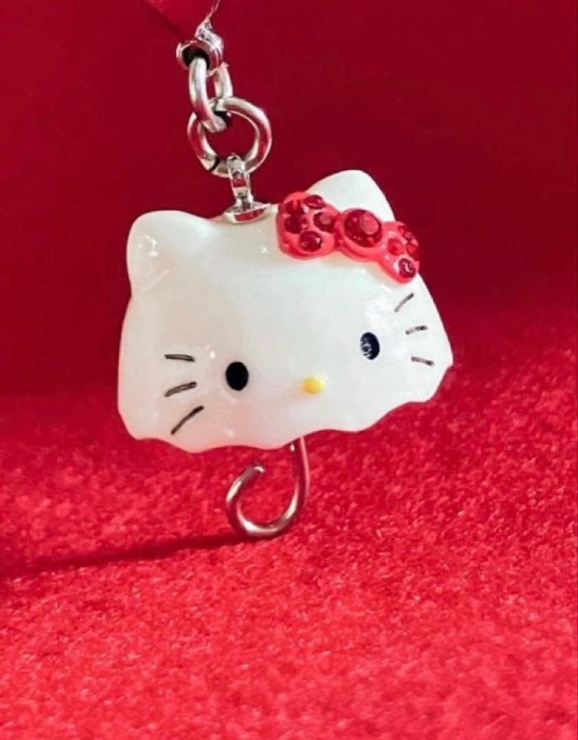 【希少品】レア♡ハローキティ ファスナーマスコット チャーム サンリオ2010年 希少品】レア♡ハローキティ ファスナーマスコット チャーム