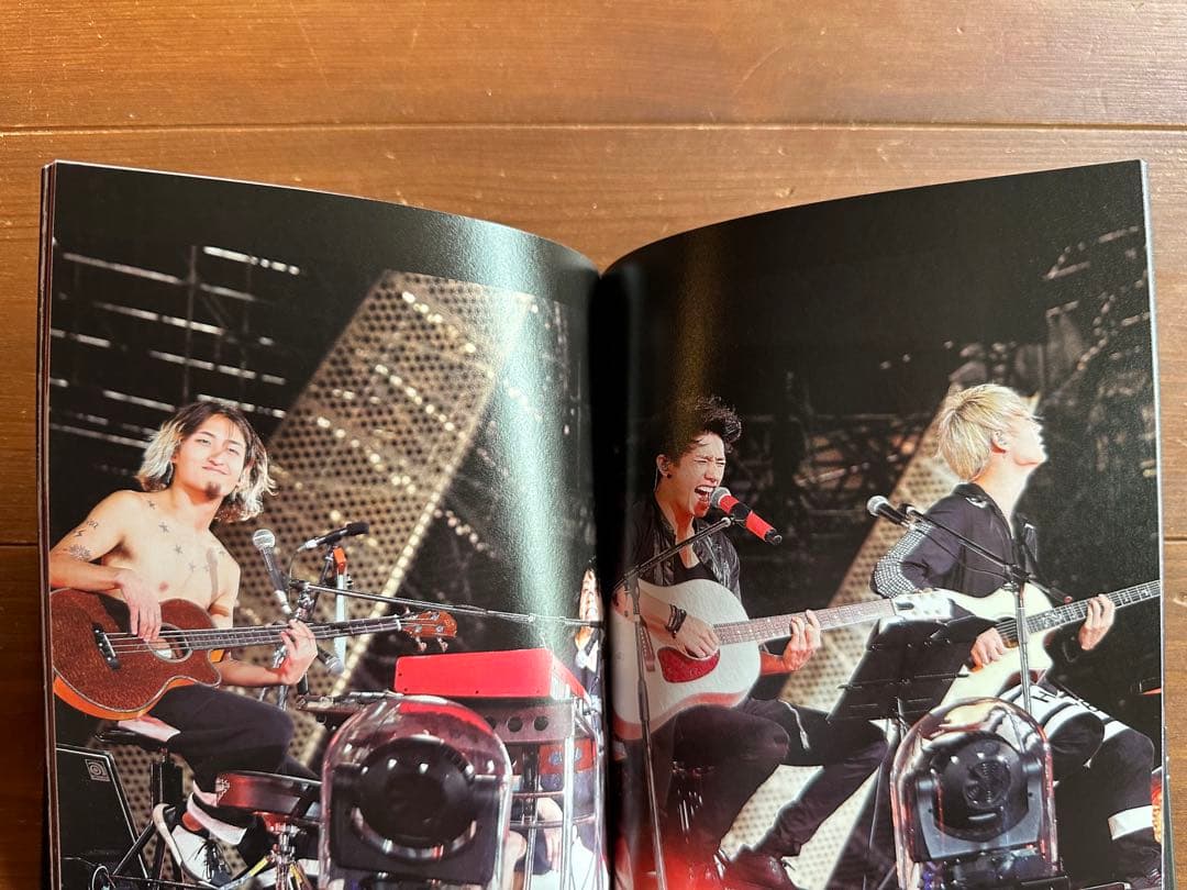 総額6万円相当！ワンオク⭐︎DVD & CD 15枚セット！今だけ大幅値下げ！！