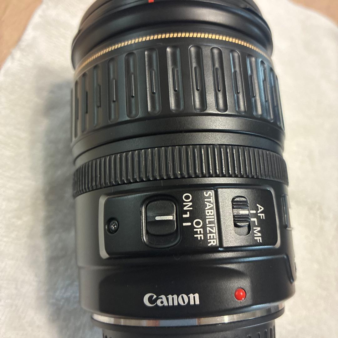 キヤノン標準ズームレンズEF28-135mm F3.5-5.6 IS USM