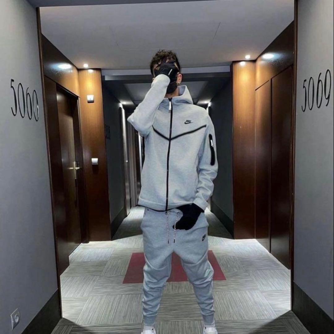 ナイキテックフリース セットアップ 上下 Mサイズ 美品 グレー - メルカリ