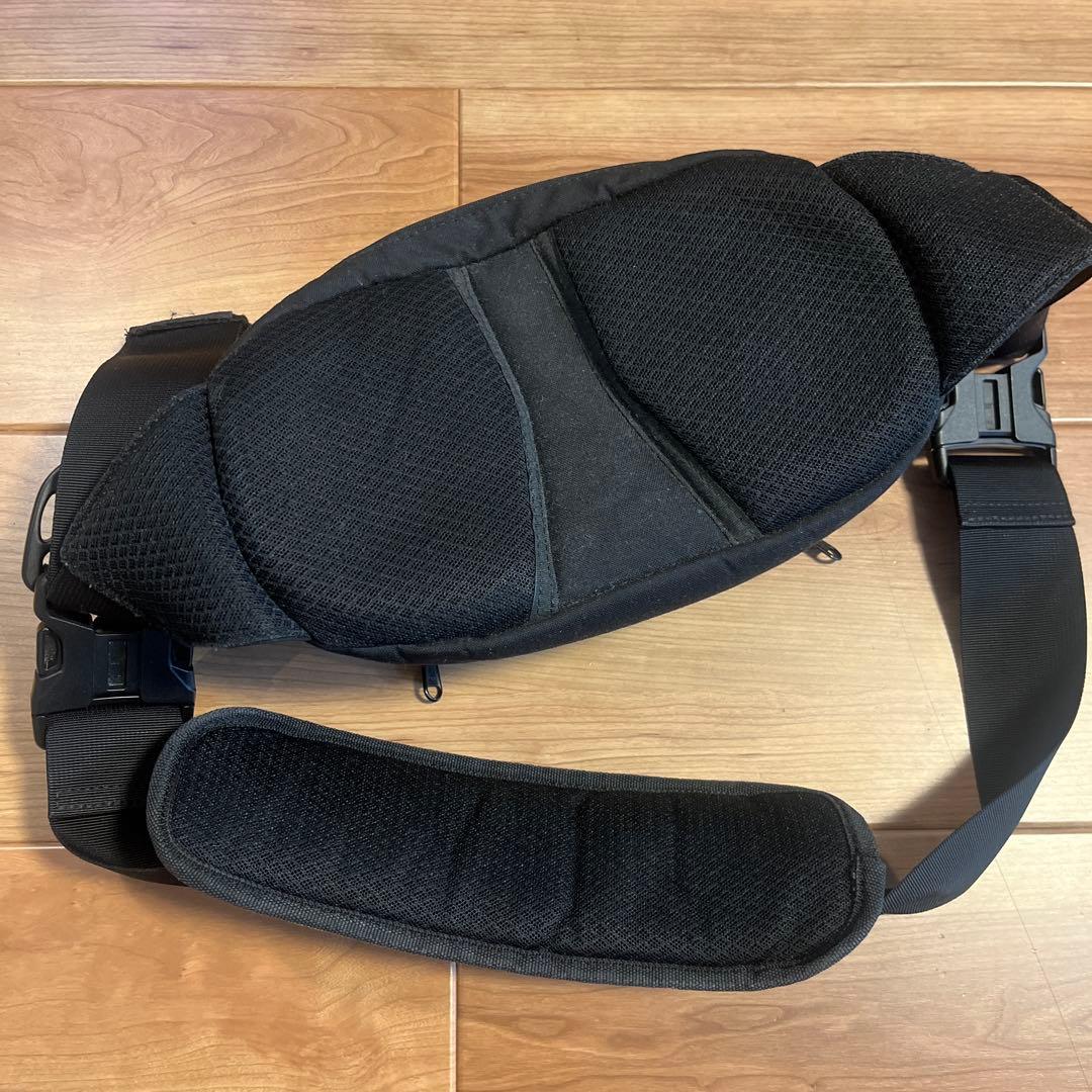 Hugoo Dual Hip Seat / ブラック ヒップシート