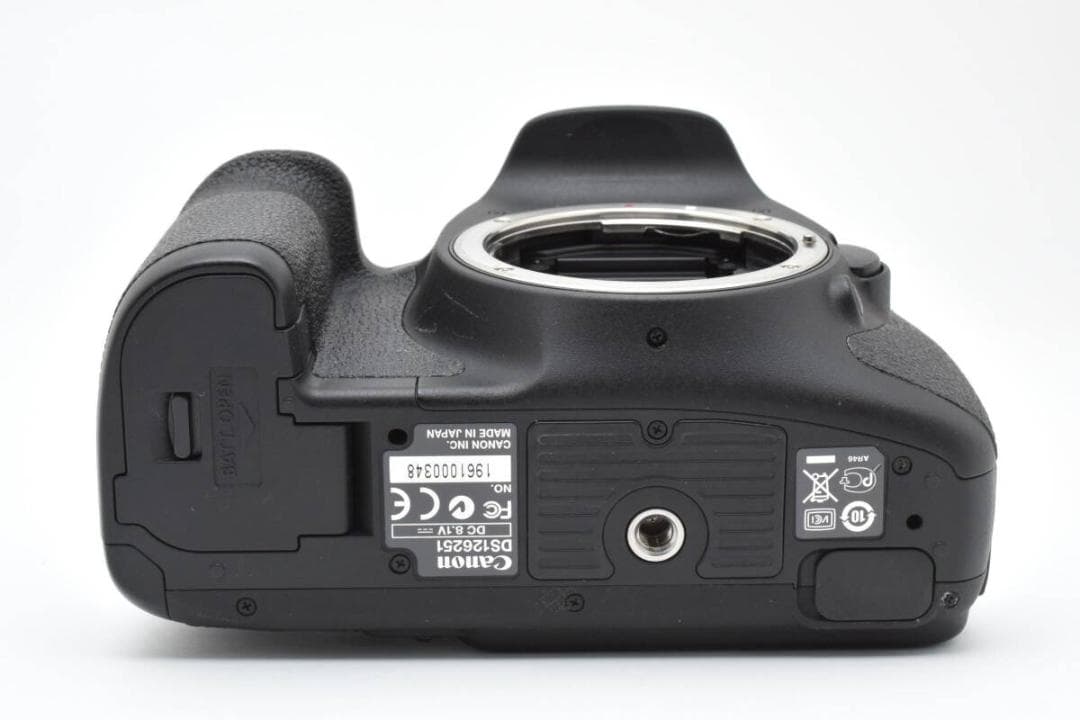 ショット数: 6124回キヤノン Canon EOS 7D ボディ #1012 - メルカリ