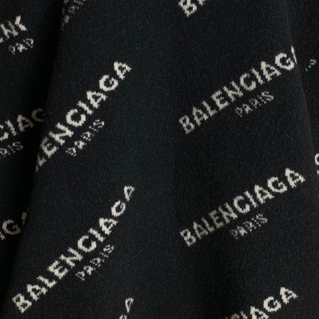 即完売・超絶人気モデル】バレンシアガ☆総柄ロゴ入りニット セーター