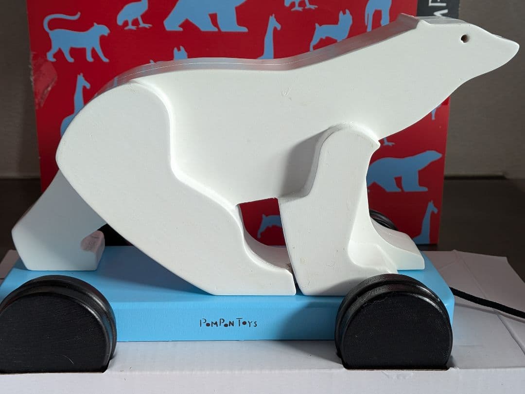 新品だけど少し傷ありオルセー美術館 ポンポン 木製おもちゃ シロクマ